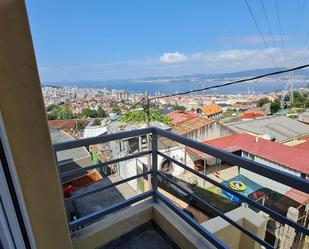 Vista exterior de Casa o xalet en venda en Vigo  amb Aire condicionat i Terrassa