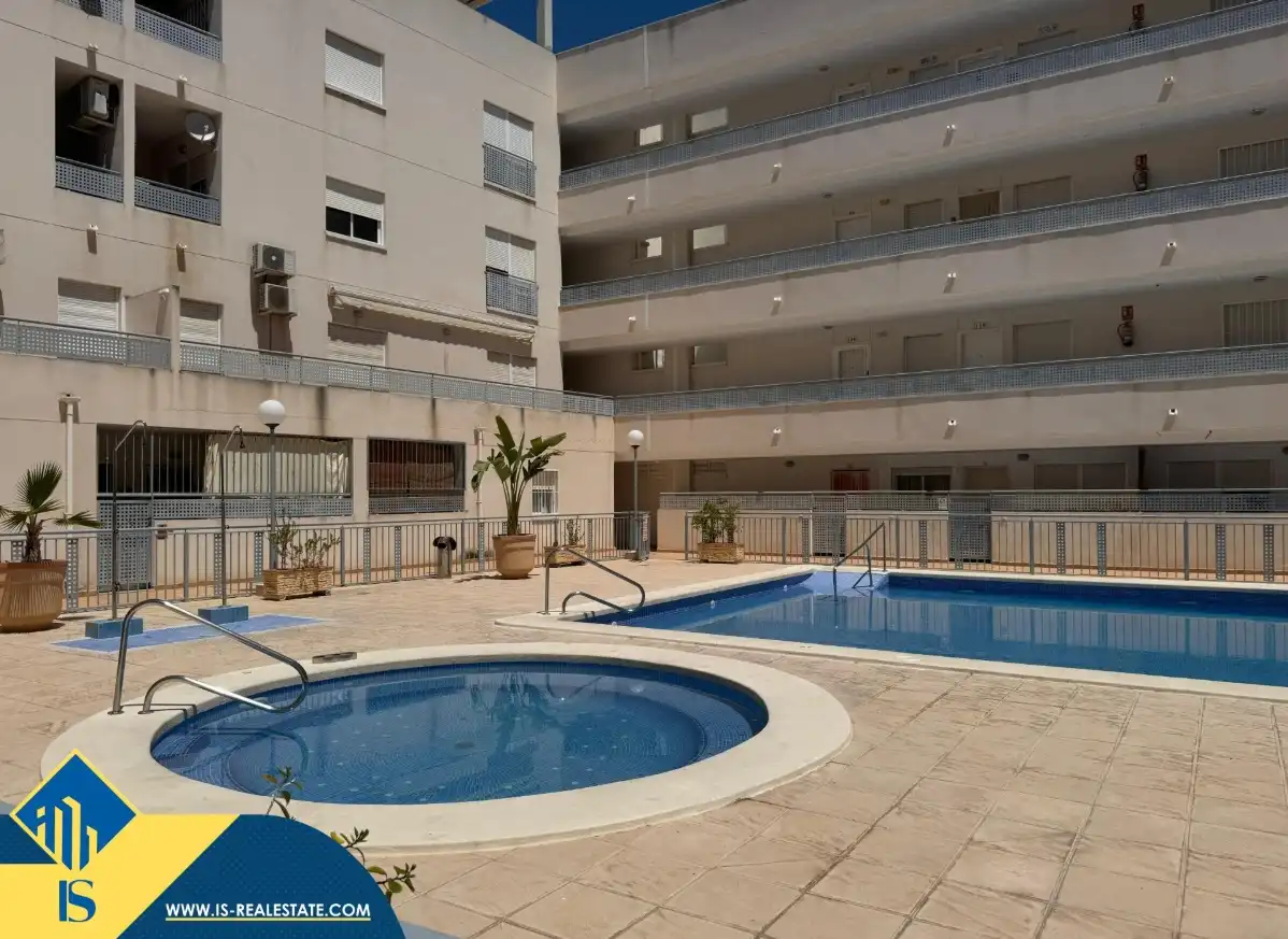 Piscina de Apartament en venda en Almoradí amb Aire condicionat, Calefacció i Terrassa
