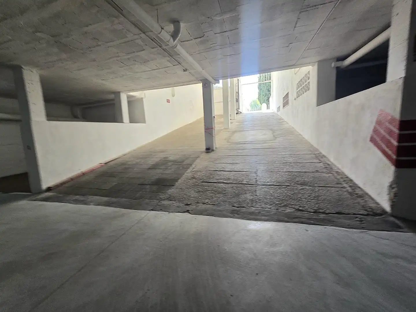 Parking de Piso en venta en Torremolinos con Terraza, Trastero y Amueblado