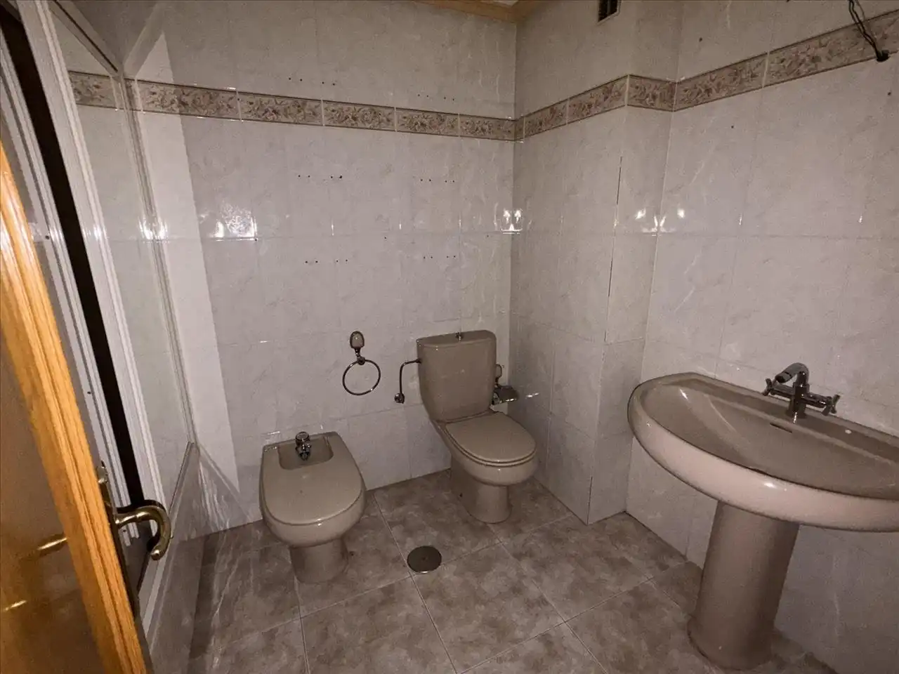 Bany de Pis en venda en Ponferrada amb Terrassa