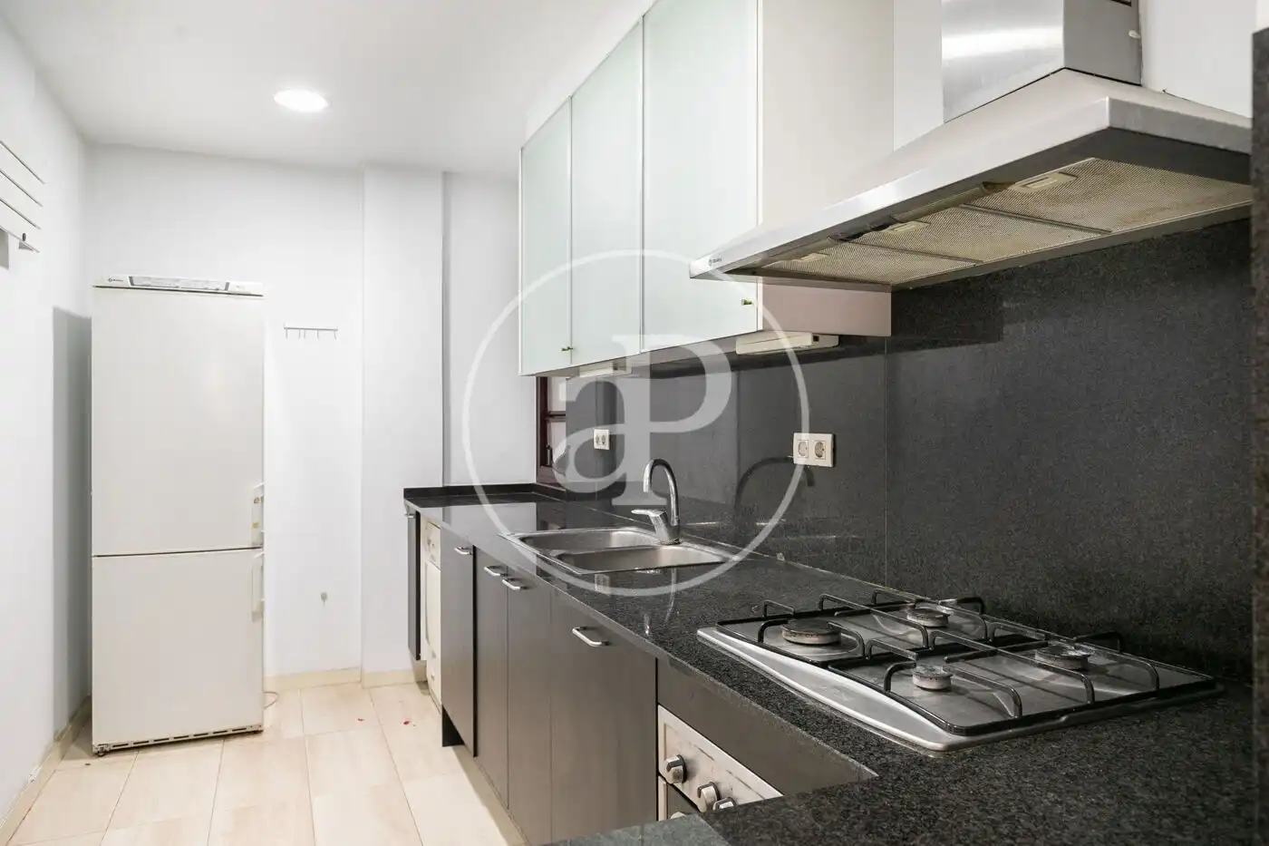 Cocina de Piso en venta en Barcelona con Aire acondicionado y Calefacción