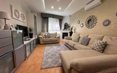 Living room of Flat for sale in Torre del Campo  with Air Conditioner and Balcony