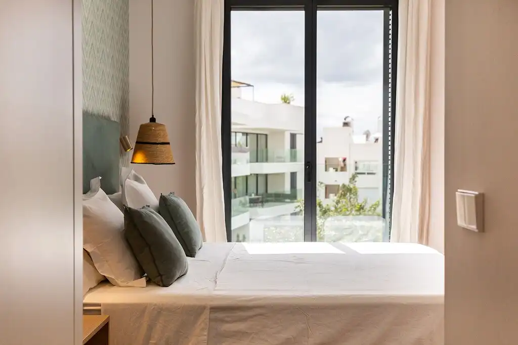 Schlafzimmer von Wohnungen zum Verkauf in Pollença mit Klimaanlage, Heizung und Terrasse