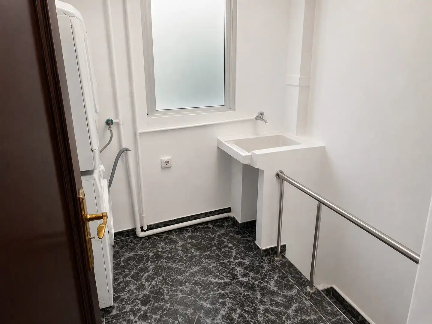 Bathroom of Houses for sale in Cuevas Bajas  with Storage room and Furnished
