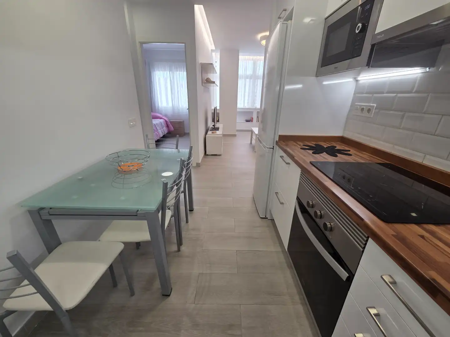 Kitchen of Flat for sale in Las Palmas de Gran Canaria  with Furnished, Oven and Washing machine