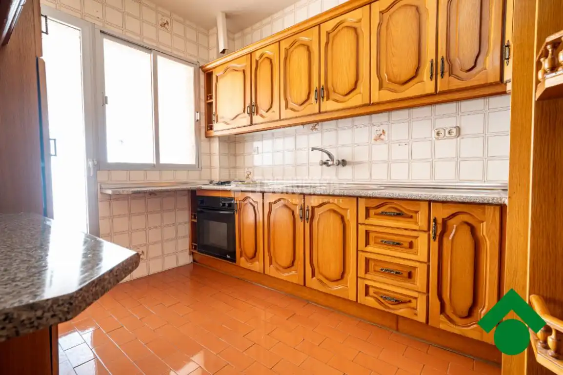 Cuina de Casa adosada en venda en Albolote amb Terrassa i Balcó