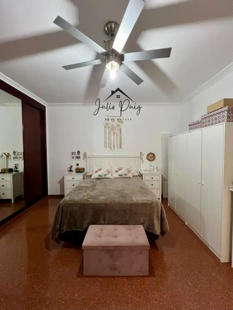 Habitación de Casa o chalet en venta en La Puebla del Río con Aire acondicionado, Terraza y Balcón