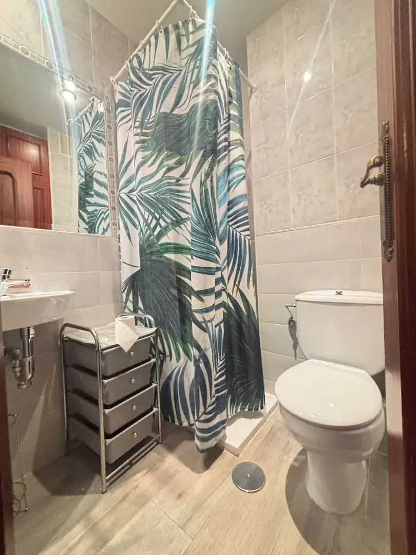 Baño de Piso de alquiler en Ciudad Real con Amueblado