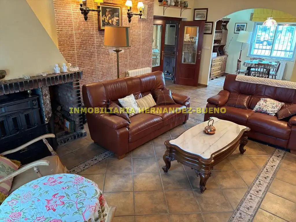 Sala de estar de Casa o chalet en venta en Pelabravo con Calefacción, Jardín privado y Terraza