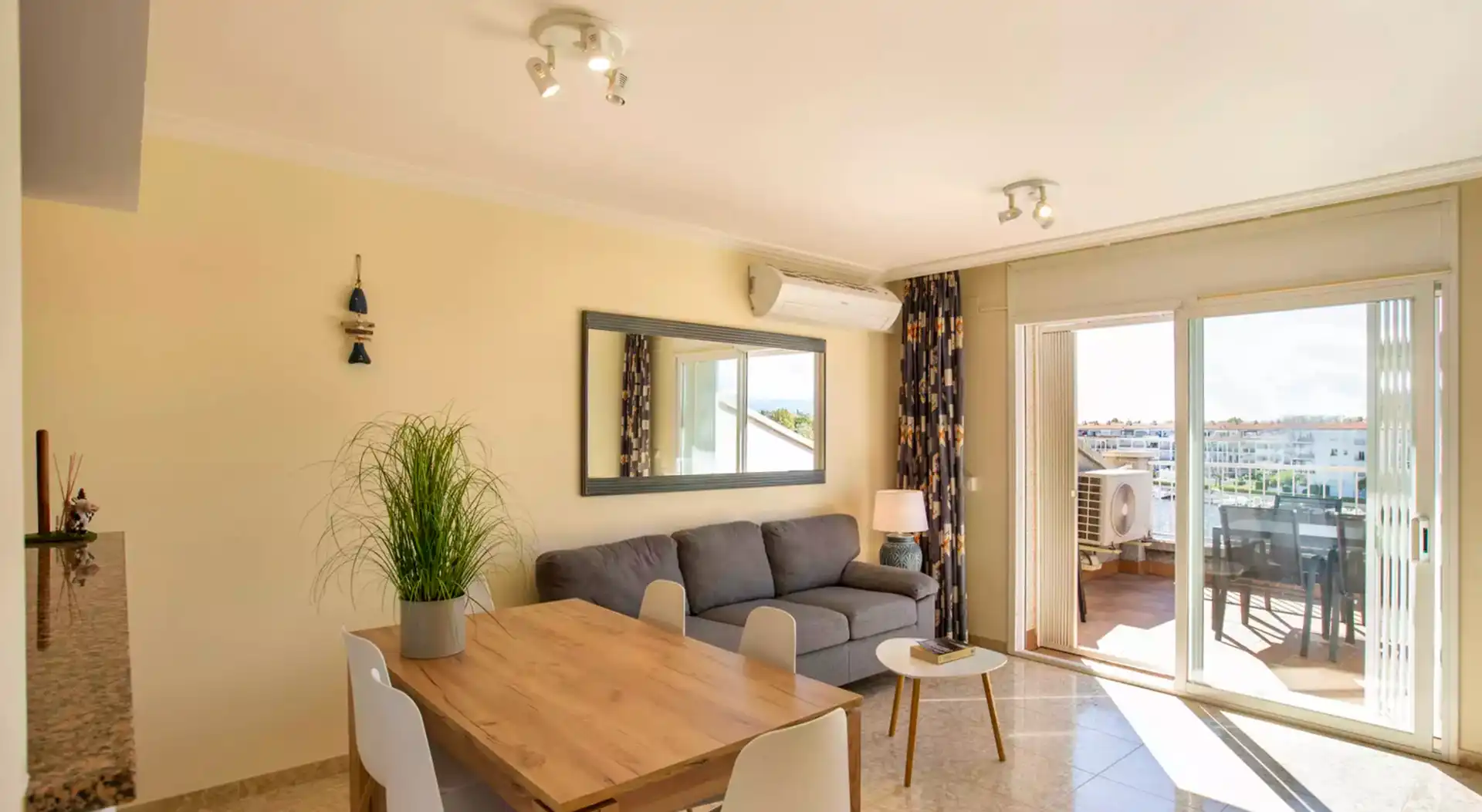 Piso con ascensor en venta en L.S.MAURICI, imagen 3