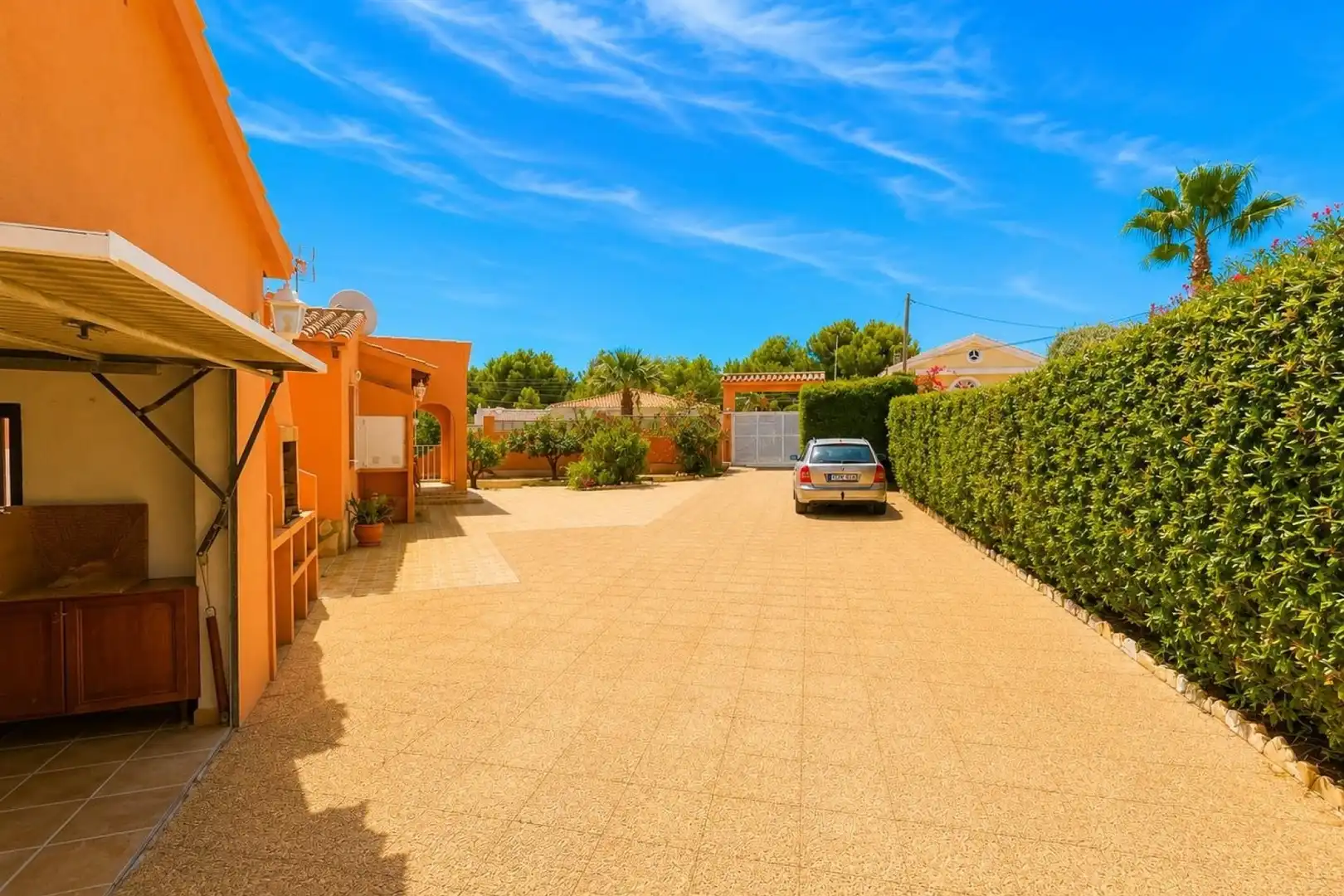 Aparcament de Casa o xalet en venda en L'Alfàs del Pi amb Piscina