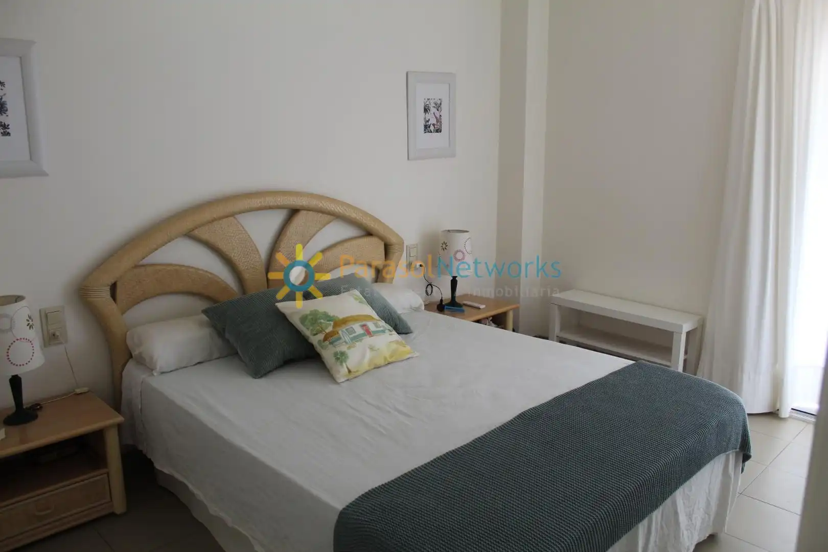 Bedroom of Flat for rent in Oliva  with Air Conditioner, Storage room and Furnished