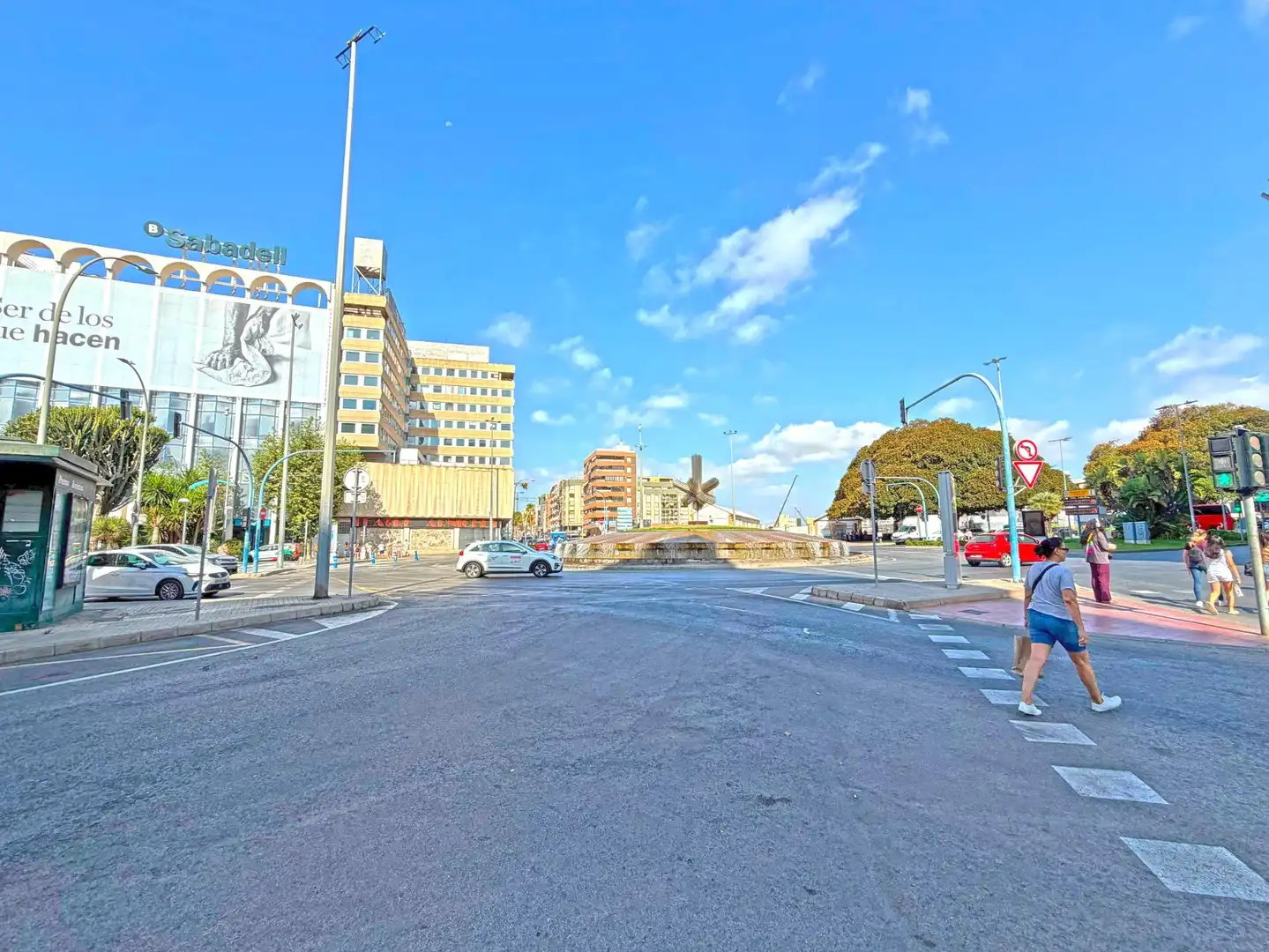 Außenansicht von Geschaftsraum zur Miete in Alicante / Alacant mit Klimaanlage, Terrasse und Möbliert