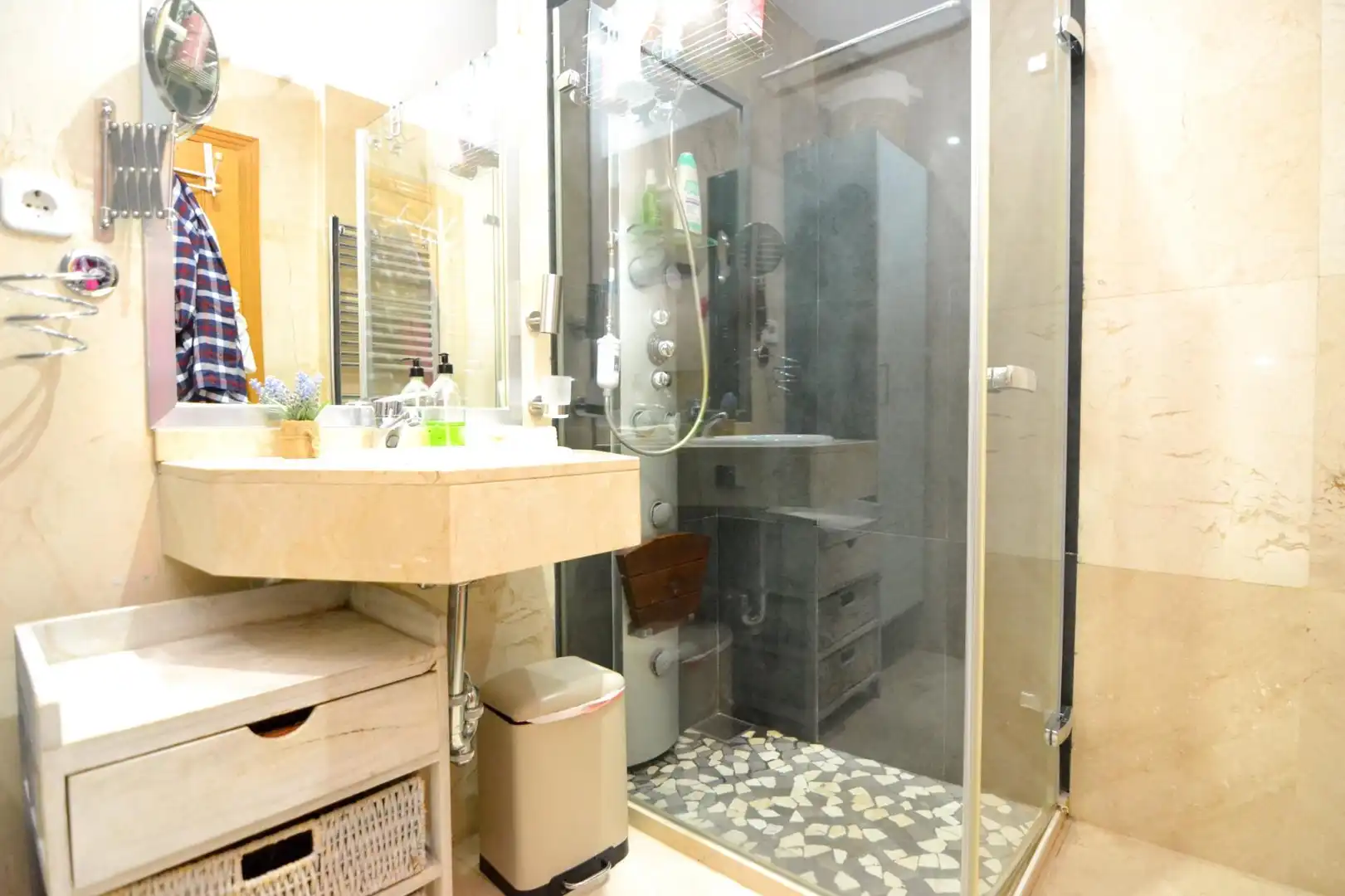 Bathroom of Flat for rent in Villanueva de la Cañada  with Heating and Furnished