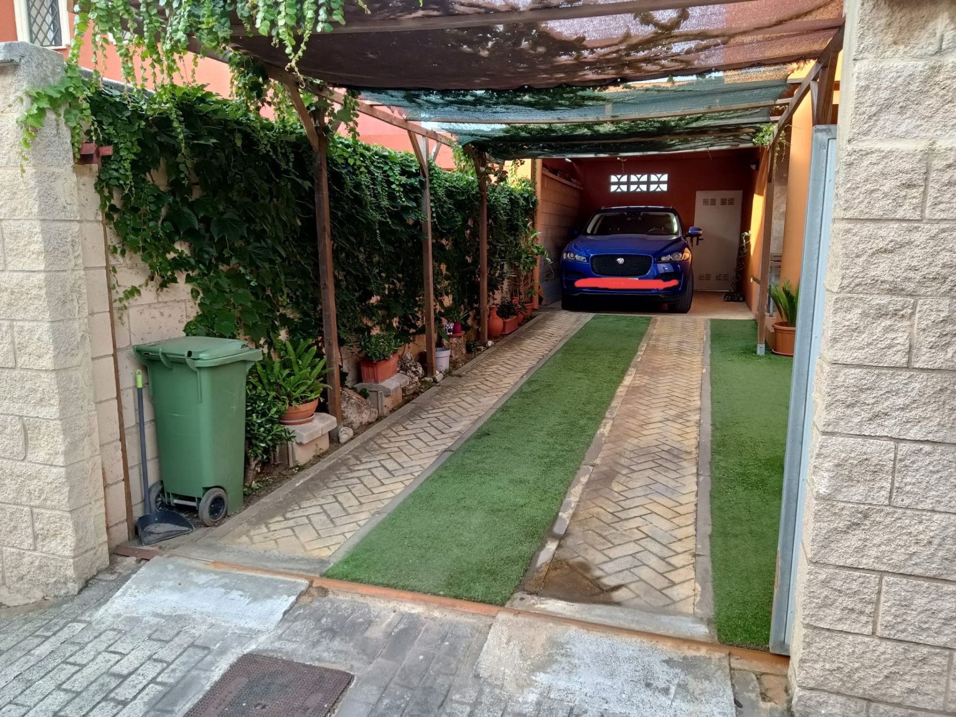 Parking of House or chalet for sale in Algeciras
