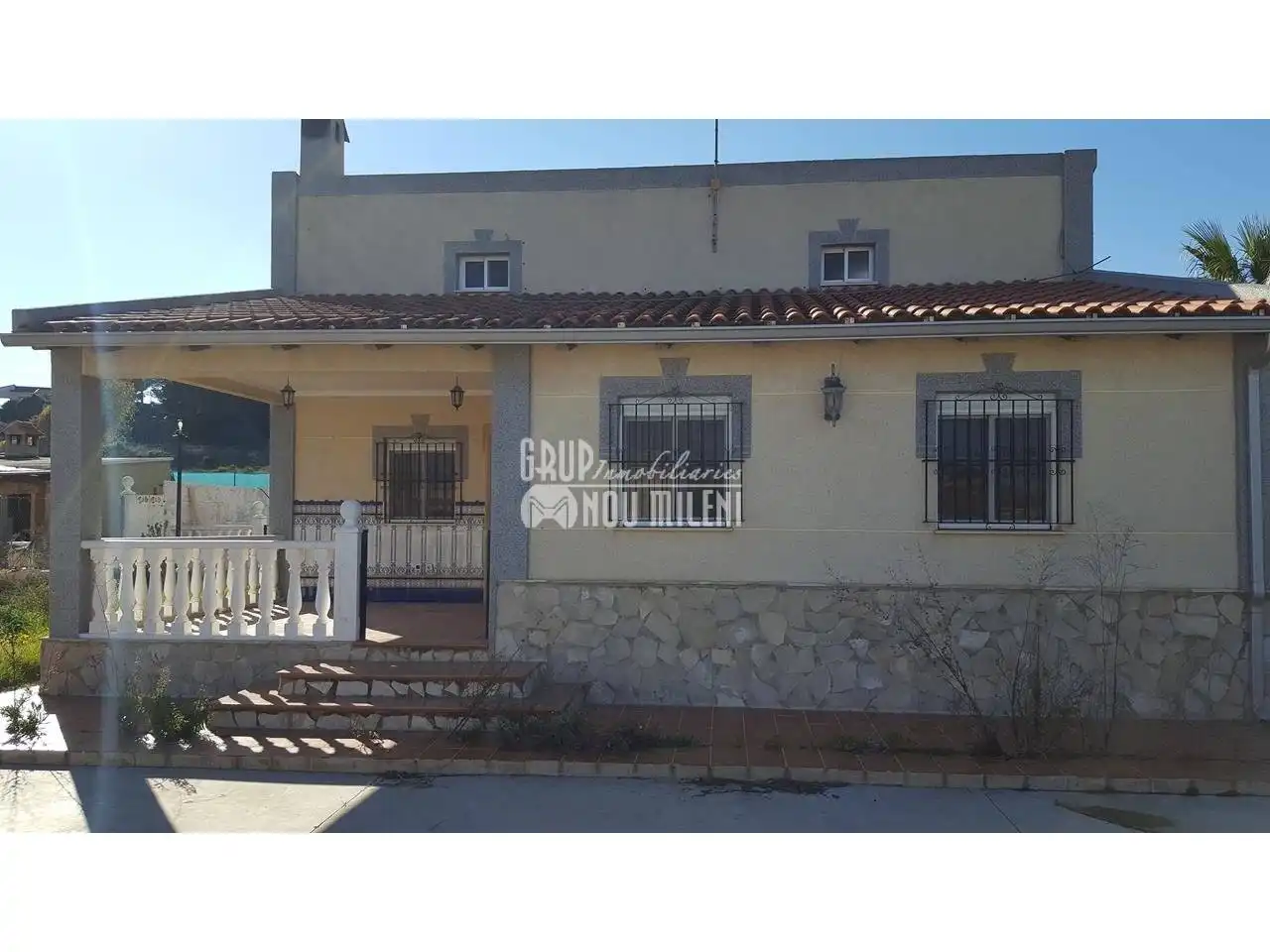 Vista exterior de Casa o chalet en venta en Montroi / Montroy con Terraza