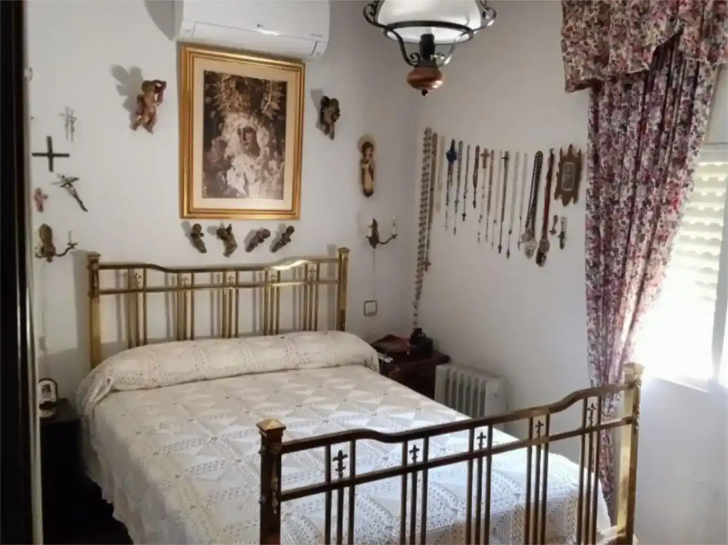 Dormitori de Casa adosada en venda en Mazarambroz amb Aire condicionat i Traster
