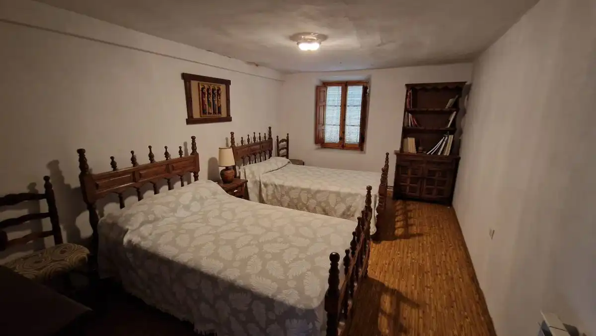 Dormitori de Casa o xalet en venda en Santovenia de la Valdoncina amb Calefacció, Terrassa i Traster