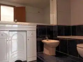 Bathroom of Flat for rent in Valencia