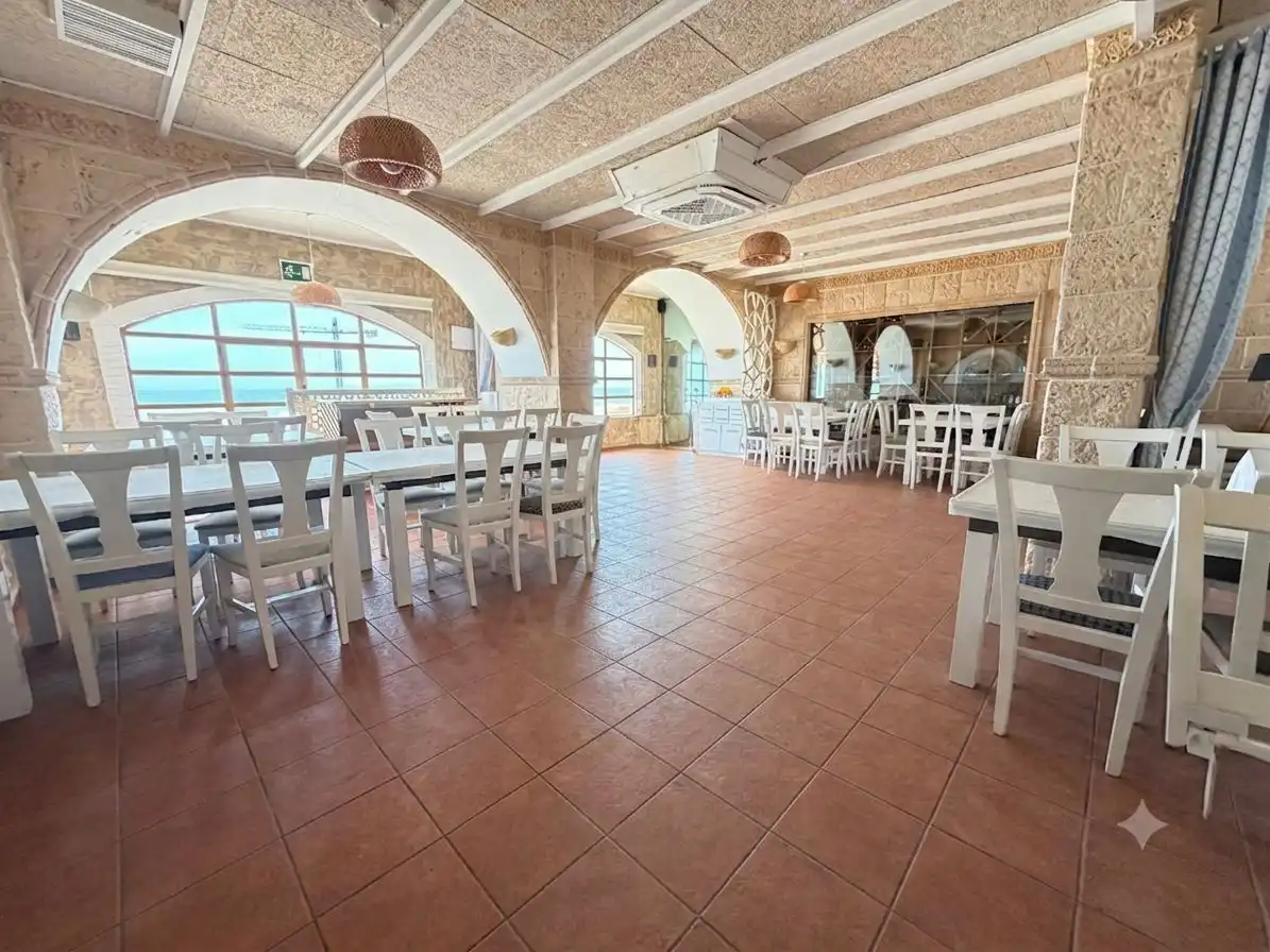Local comercial de lloguer a Daimús