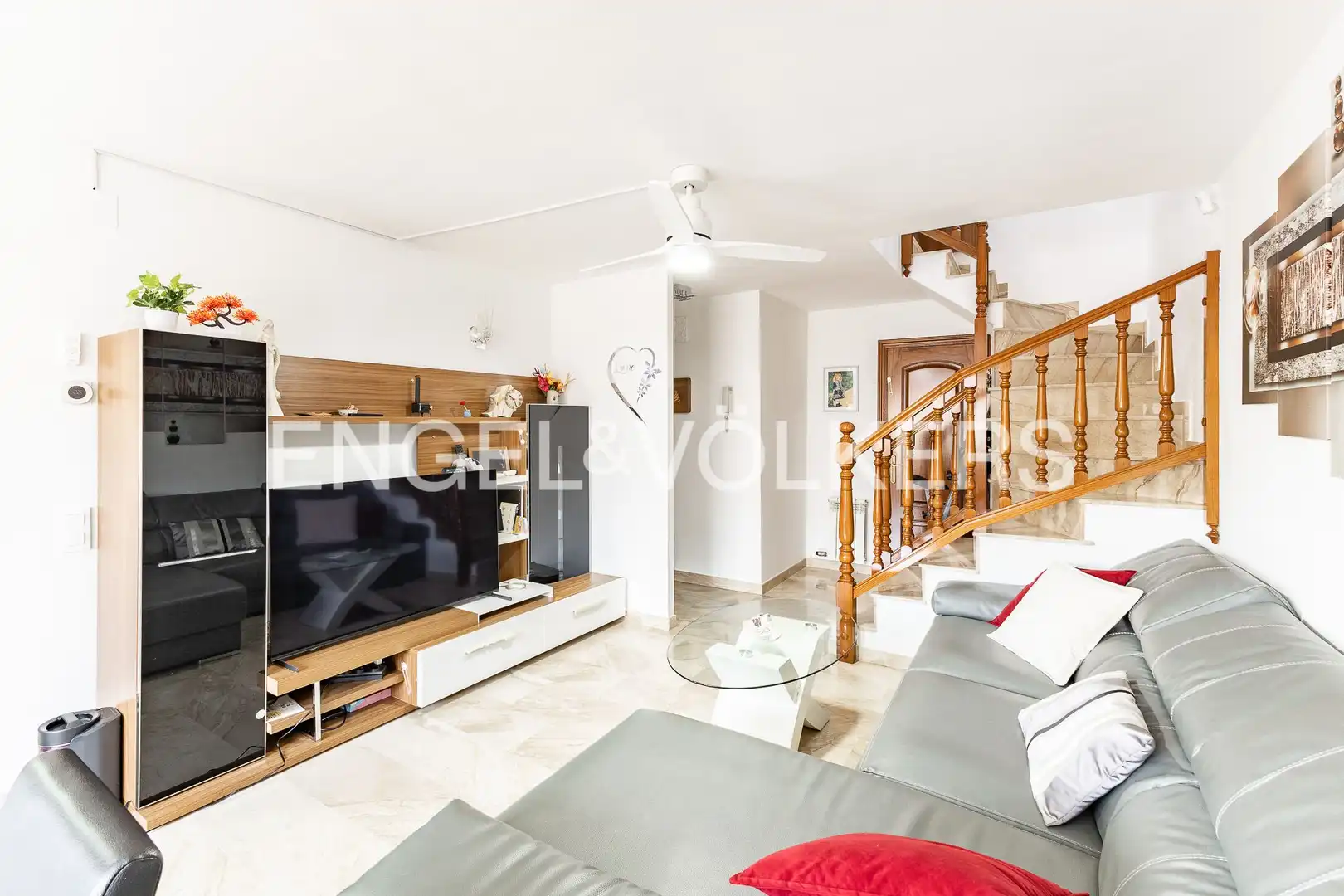 Sala de estar de Dúplex en venta en Llinars del Vallès con Calefacción, Parquet y Terraza