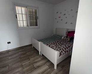 Dormitori de Apartament de lloguer en San Bartolomé de Tirajana amb Aire condicionat, Terrassa i Piscina