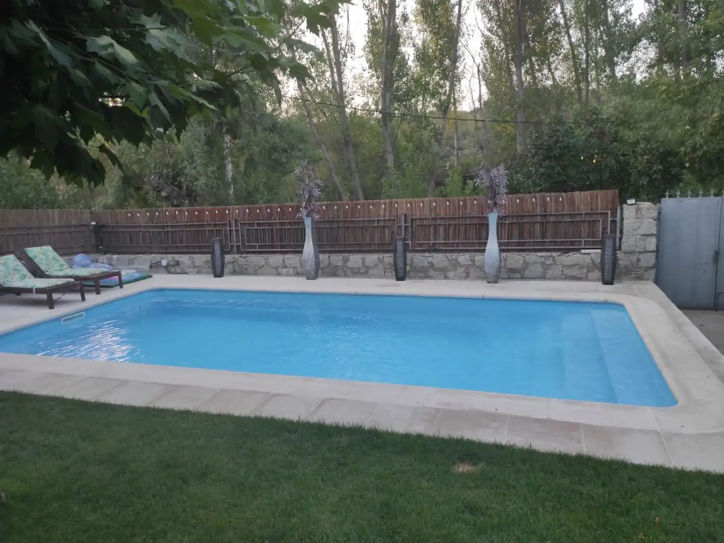 Piscina de Casa o chalet en venta en Navaluenga, Ávila