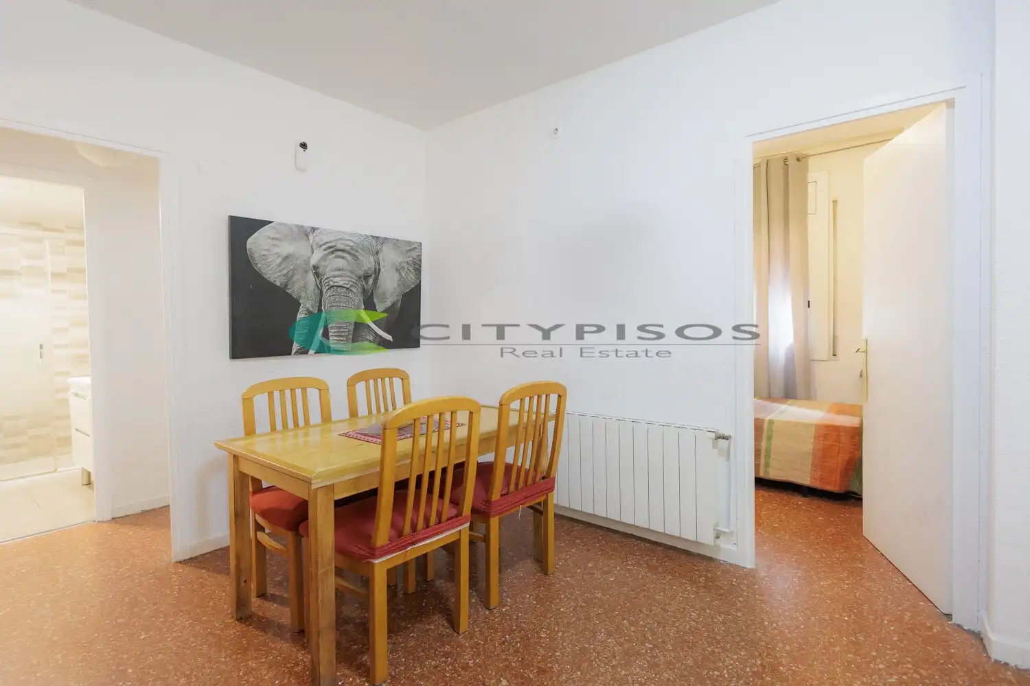 Dining room of Flat for sale in Barcelona  with Heating, Oven and Balcony