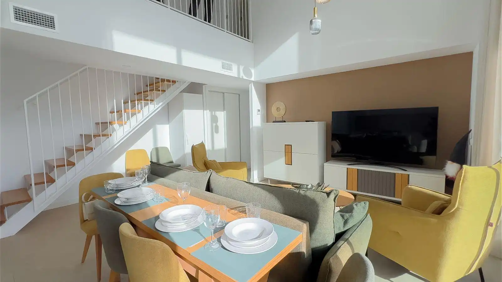 Sala de estar de Dúplex de alquiler en Calpe / Calp con Aire acondicionado, Terraza y Trastero