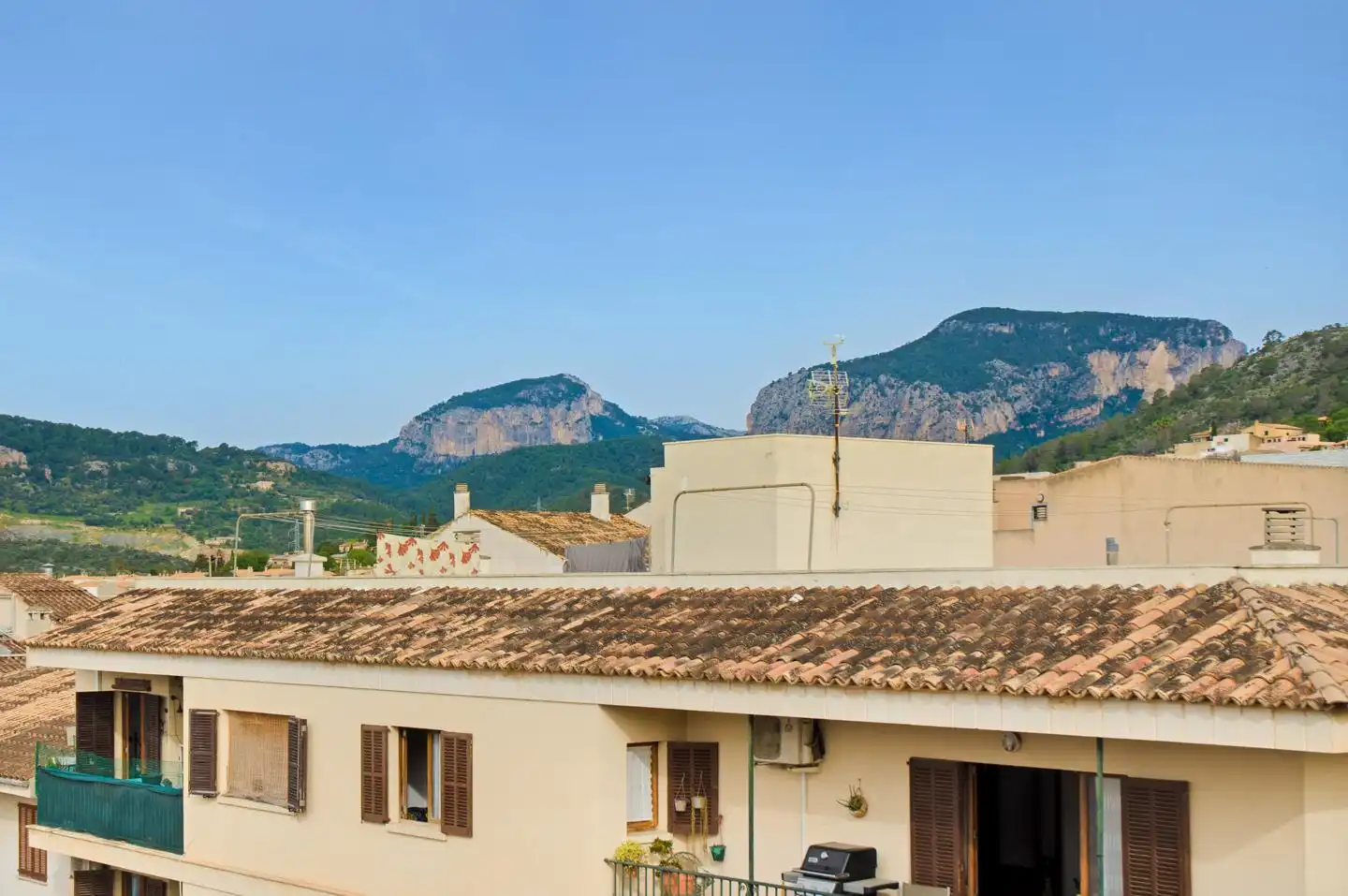 Vista exterior de Piso en venta en Lloseta con Aire acondicionado y Terraza