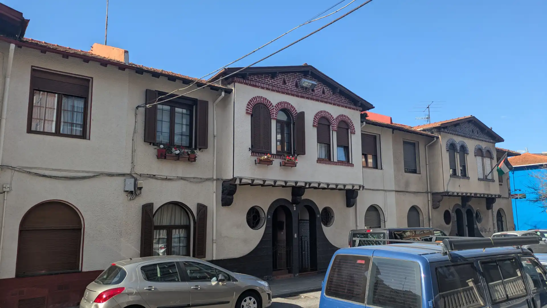 Reihenhaus mit Garten zum Verkauf in Máximo Aguirre Kalea, imagen 2