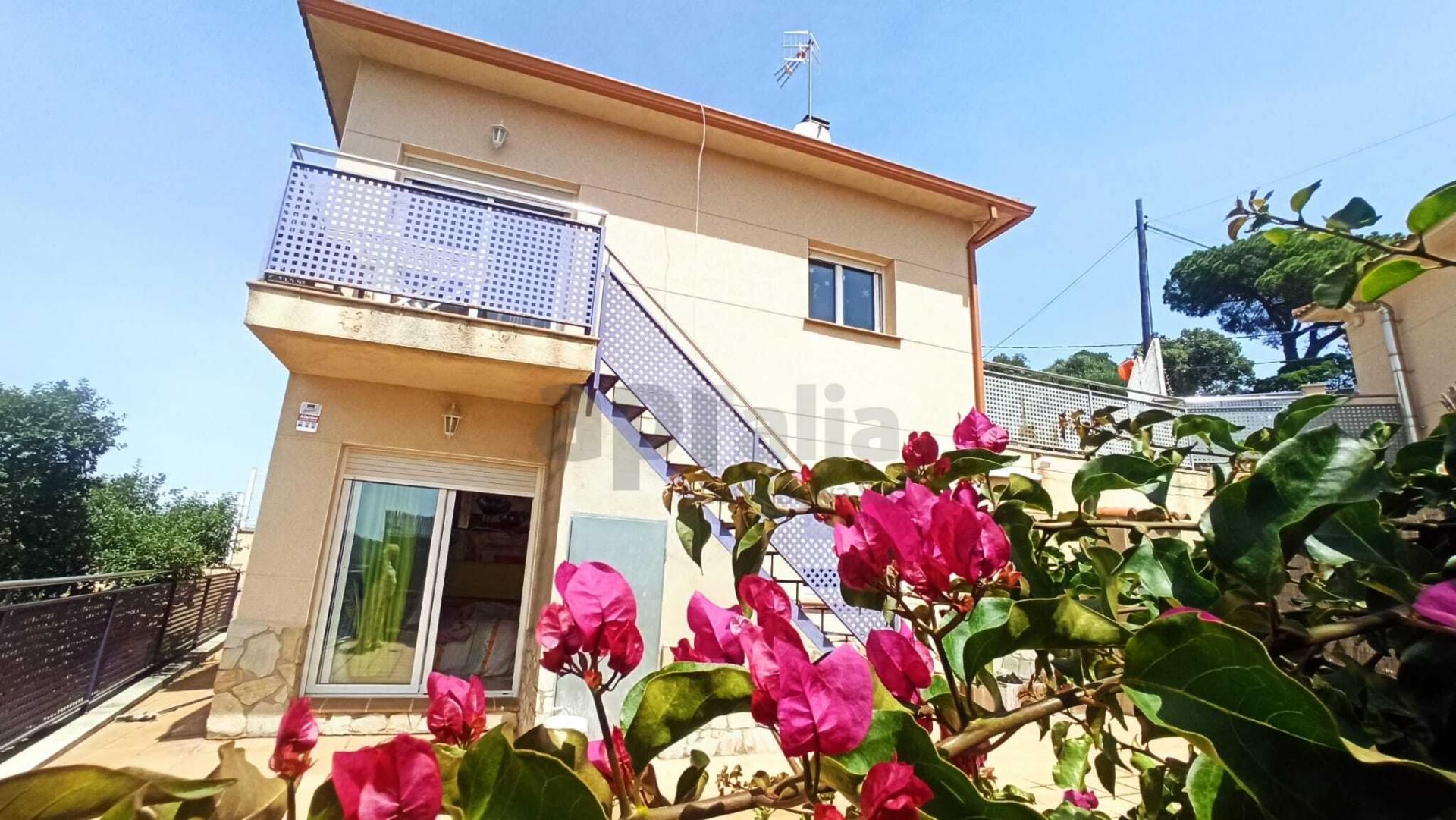 Vista exterior de Casa o chalet en venta en Vidreres con Jardín privado
