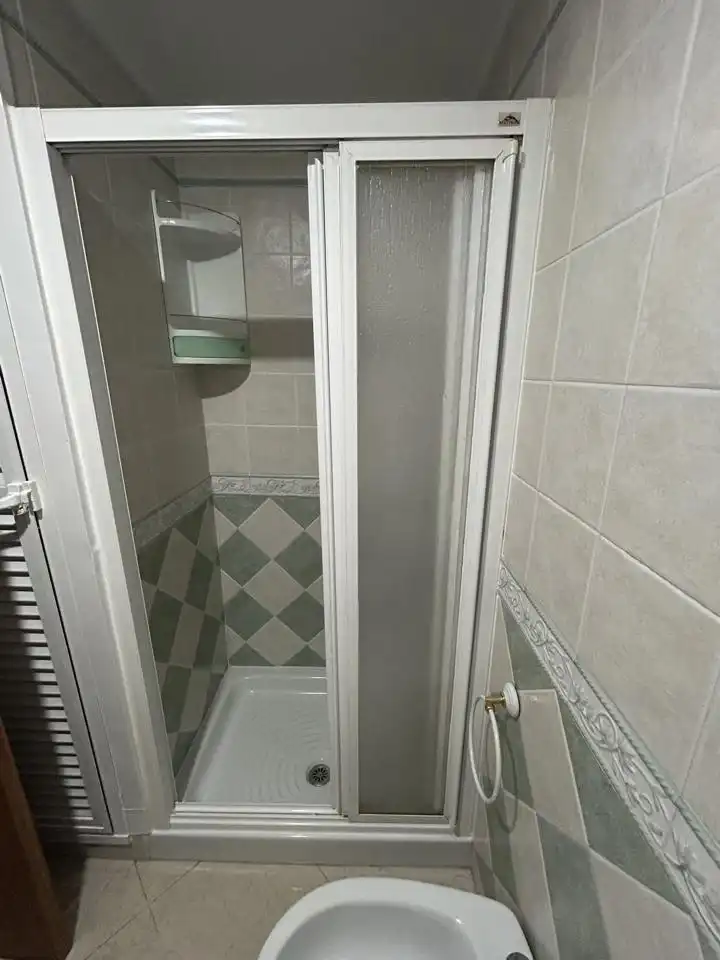 Baño de Piso de alquiler en Málaga con Aire acondicionado, Calefacción y Terraza