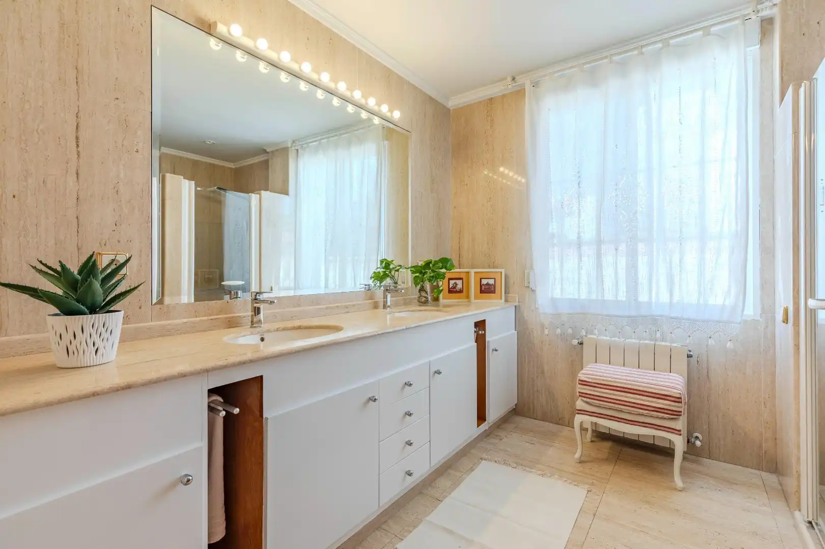 Baño de Casa o chalet en venta en L'Eliana con Calefacción y Terraza