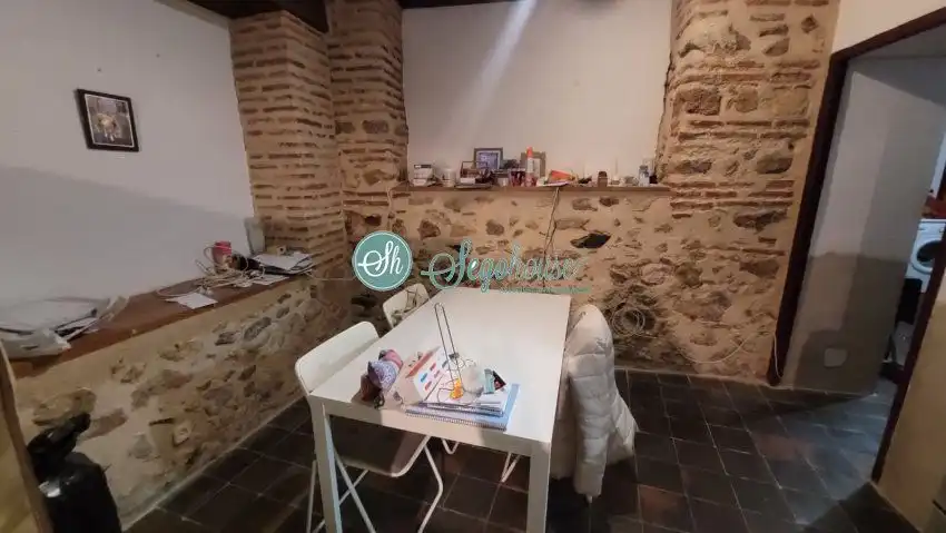 Flat for sale in Segovia  with Heating