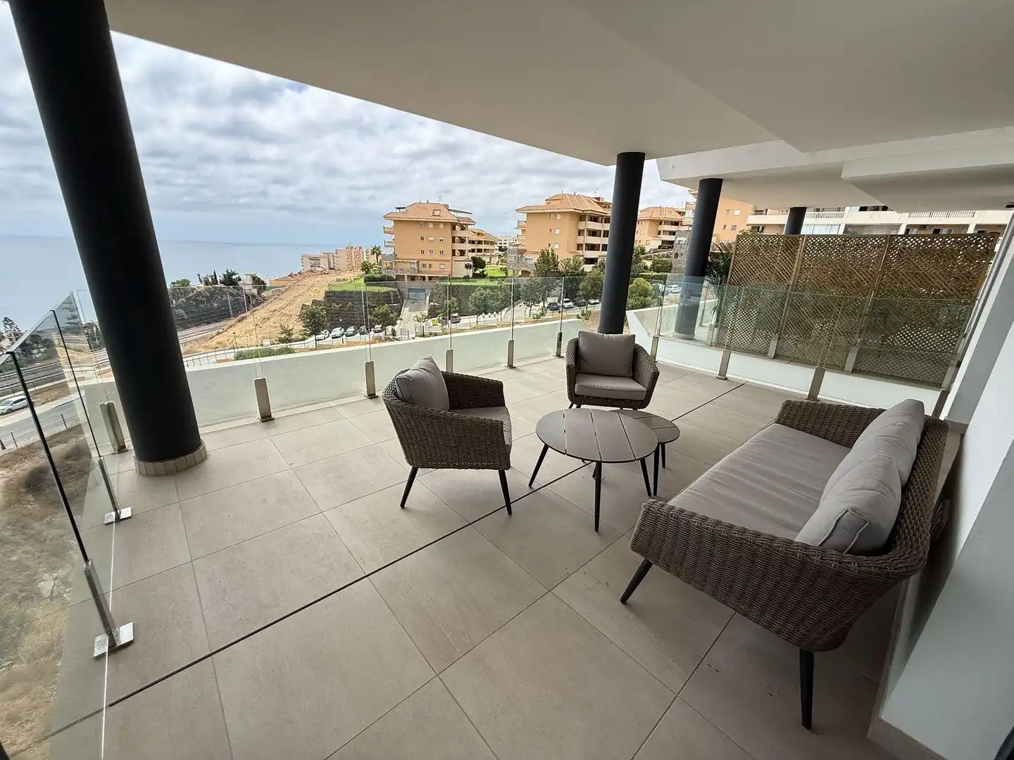 Apartamento con piscina en venta en Las Gaviotas  - Carvajal, imagen 4