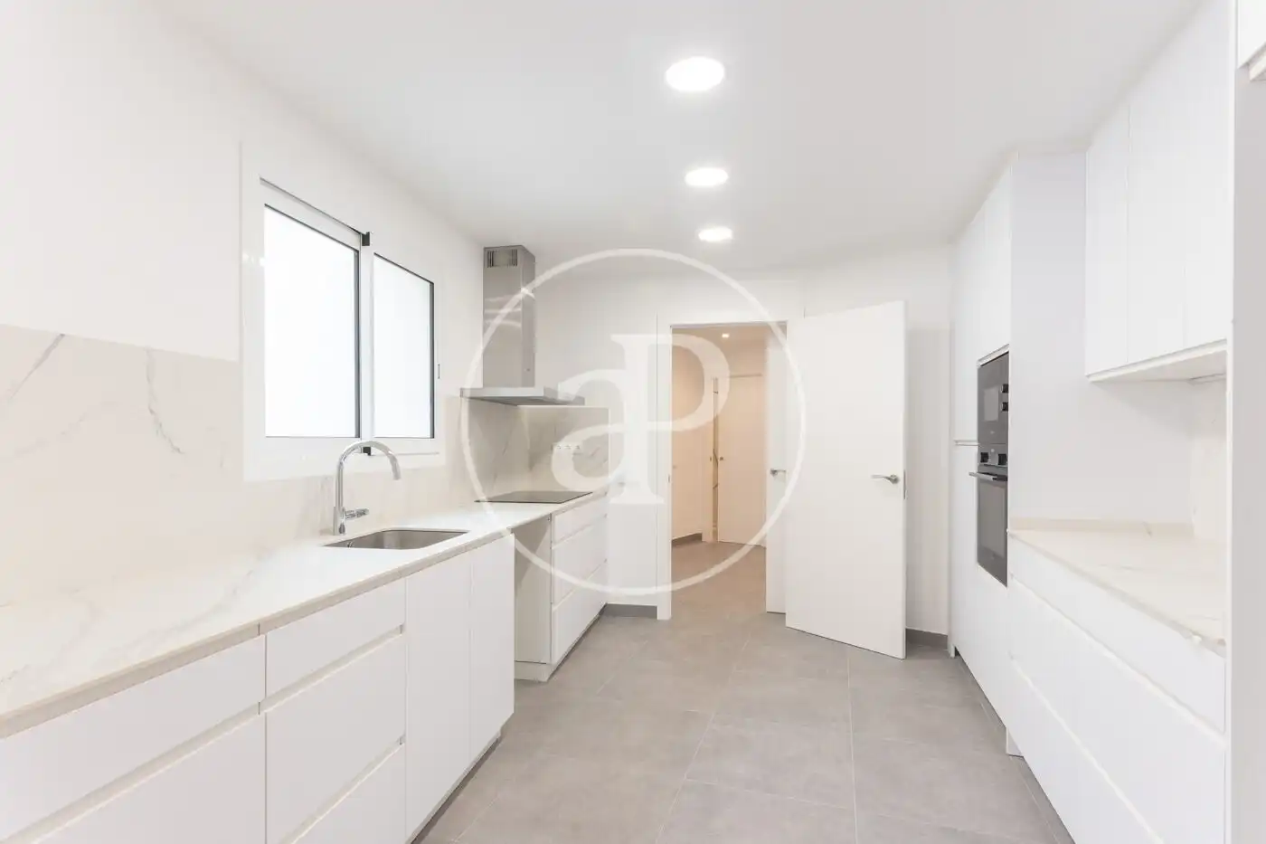 Cocina de Piso de alquiler en Barcelona con Aire acondicionado, Calefacción y Terraza