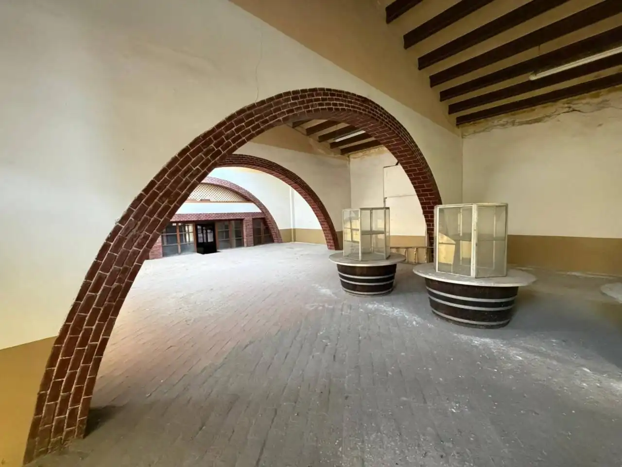 Fabrikhallen zum Verkauf in Sant Sadurní d'Anoia