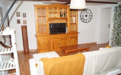Living room of Apartment for sale in León Capital   with Heating, Parquet flooring and Storage room