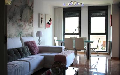Sala d'estar de Dúplex en venda en Ibi amb Aire condicionat, Terrassa i Balcó