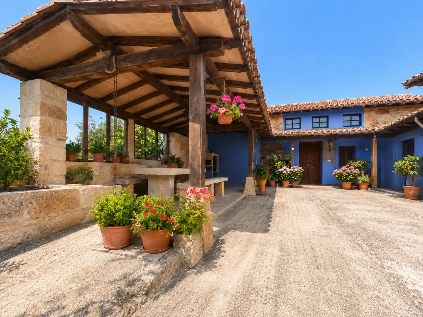 Vista exterior de Finca rústica en venda en Villaviciosa amb Calefacció, Jardí privat i Moblat