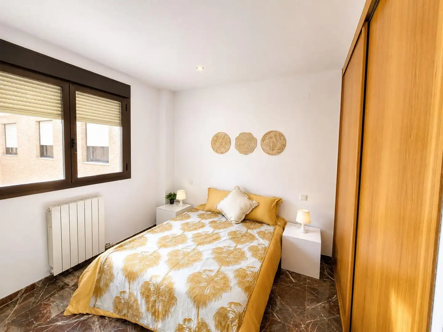 Habitación de Piso en venta en Zaragoza con Calefacción y Balcón