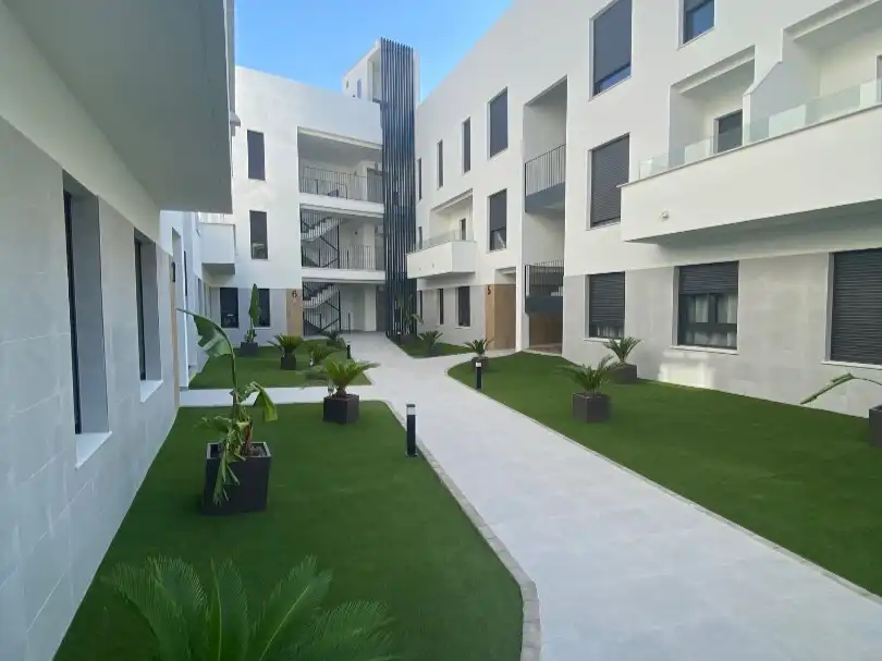 Außenansicht von Wohnung zur Miete in Sevilla mit Klimaanlage, Möbliert und Waschmaschine