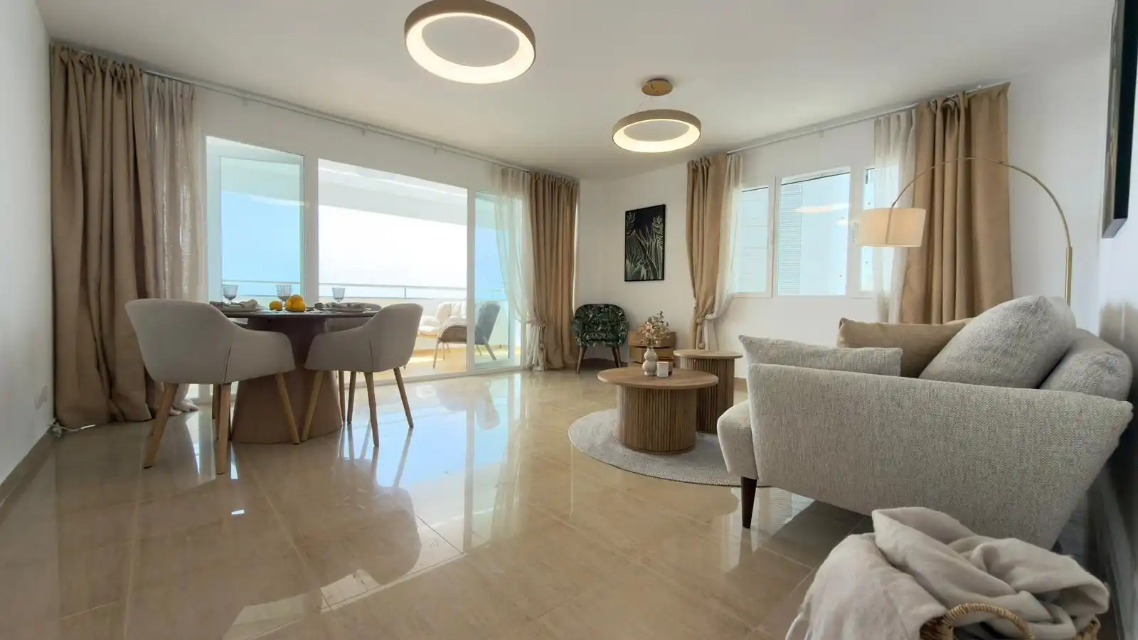 Wohnzimmer von Wohnung zum Verkauf in Benidorm mit Klimaanlage, Heizung und Terrasse