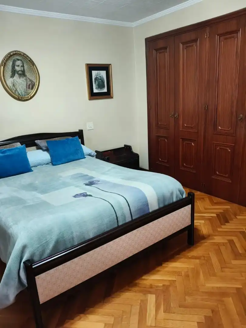 Schlafzimmer von Wohnung zum Verkauf in Lugo mit Heizung, Terrasse und Möbliert