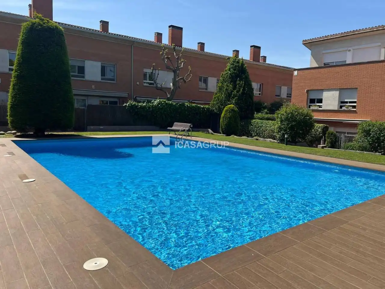 Swimming pool of Detached homes for rent in Sant Cugat del Vallès  with Air Conditioner, Heating and Terrace