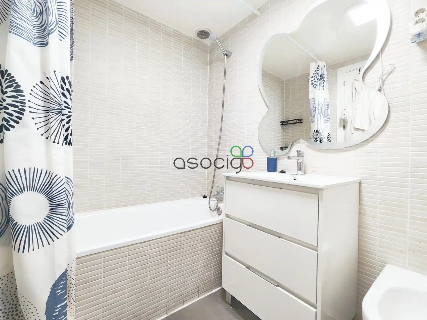 Baño de Piso en venta en Horche con Calefacción y Terraza