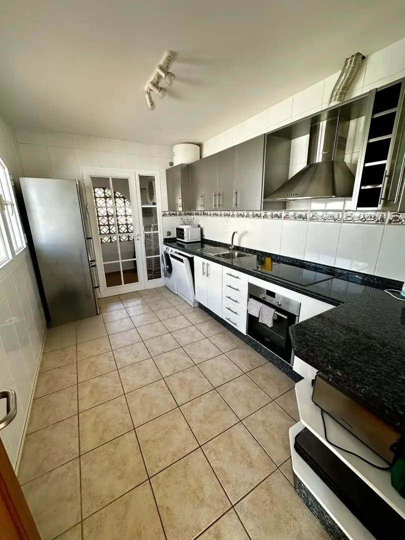 Cuina de Casa o xalet en venda en Antigua amb Aire condicionat, Jardí privat i Traster