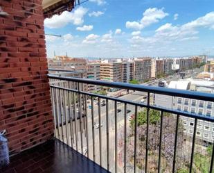 Exterior view of Flat for sale in  Valencia Capital  with Air Conditioner and Terrace