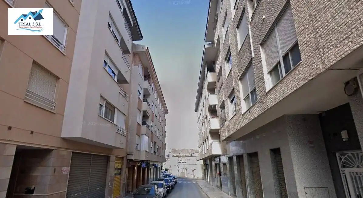 Vista exterior de Dúplex en venda en Petrer